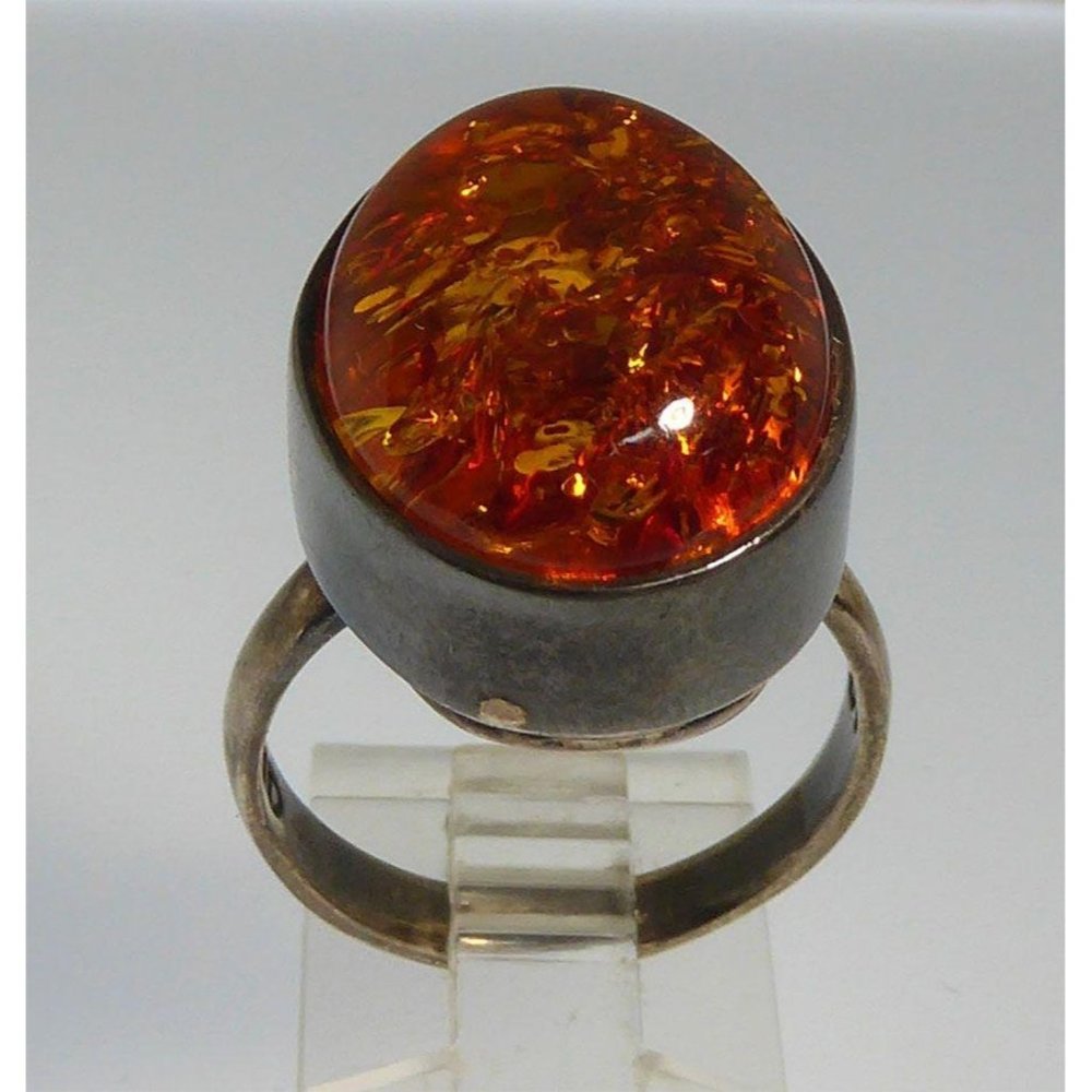 Modernist Amber & Sterling Silver Ring Signed E Size 9